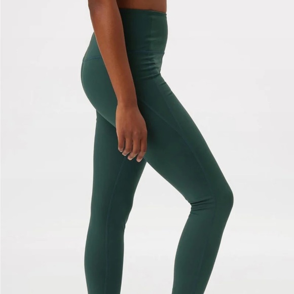 Moss Compressive High-Rise Legging - Green - Picture 3 of 6